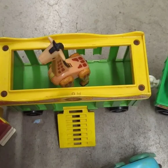 #1 OG Vintage 1973 Fisher Price #991 Little People Train 2581 figures& animals - Picture 14 of 16